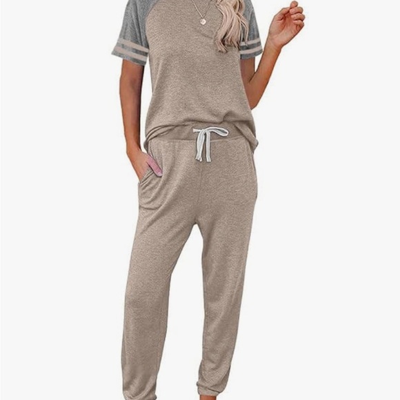 Two piece comfy stylish outfit - Picture 3 of 4